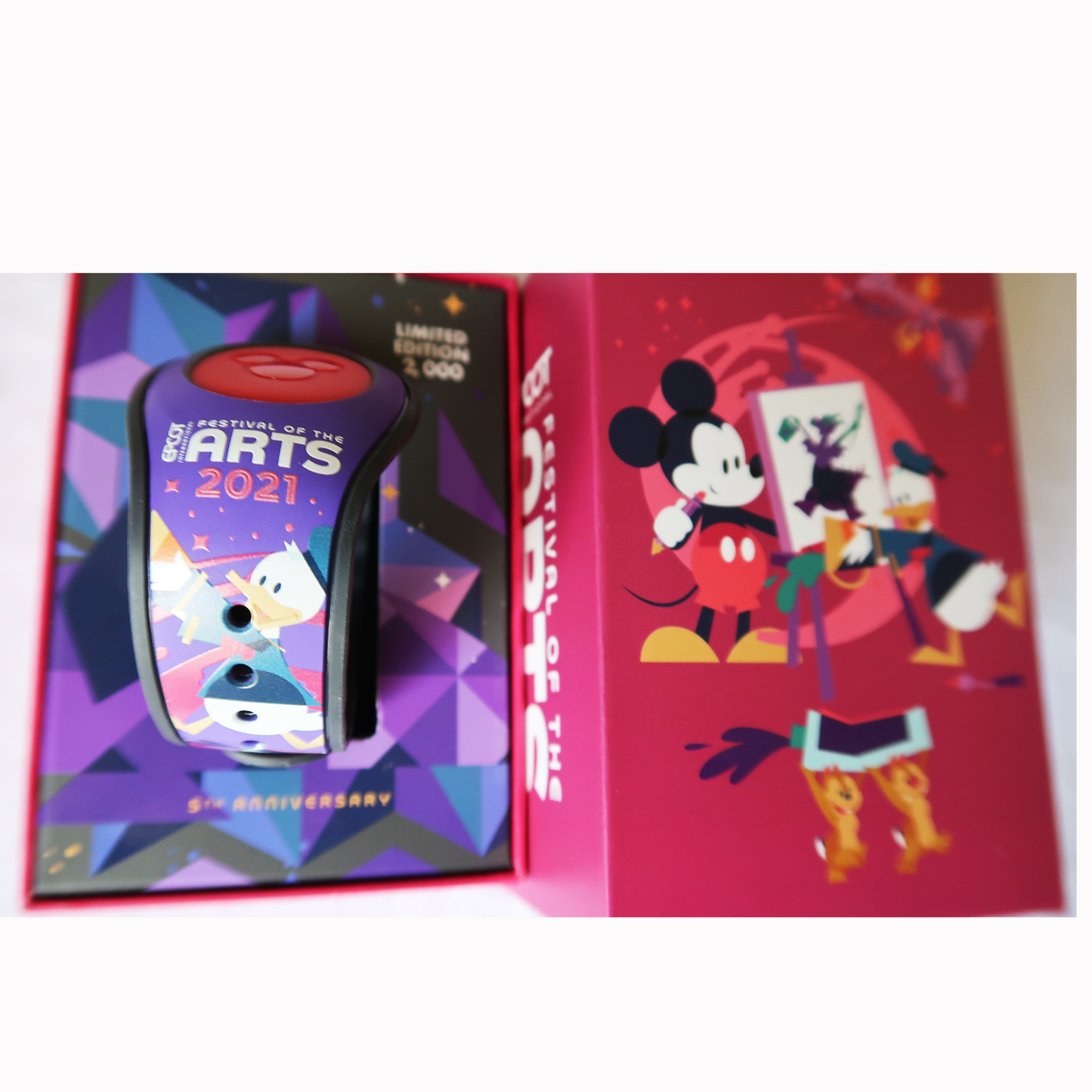 Disney Parks NEW! Epcot Festival of the Arts 2021 Magic Band LE 2000, Festival of the Parks Magic Band